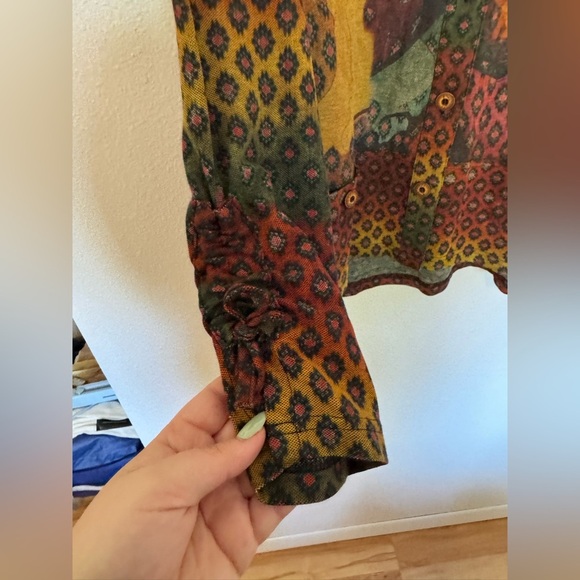 NEW Parsley & Sage Women Button Up Blouse Rainbow Abstract Bow Sleeve Small NWOT - Picture 7 of 9